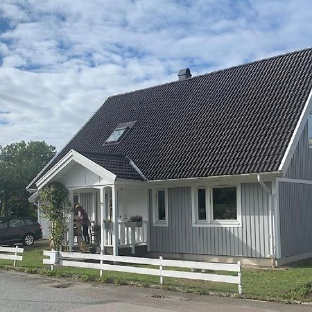 Standard Swedish Family House Villa Ронеби Екстериор снимка